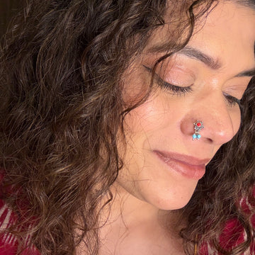 Red With Turq Beads Nose Pin